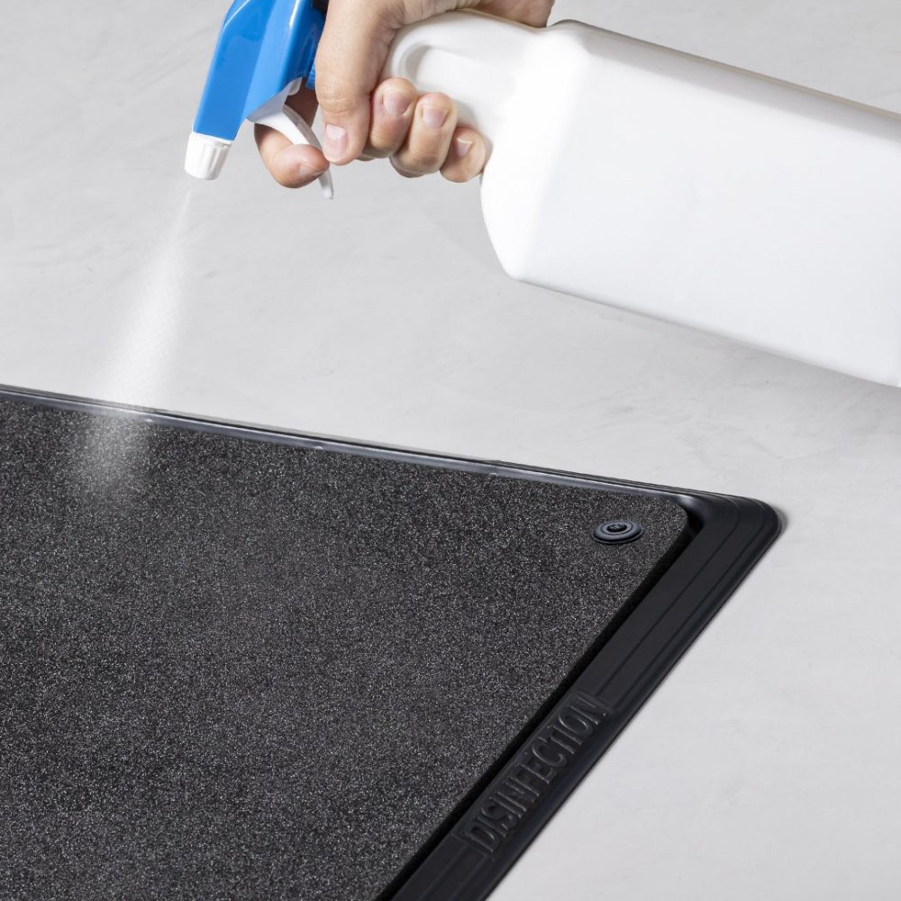 Tapis désinfectant accès tatamis